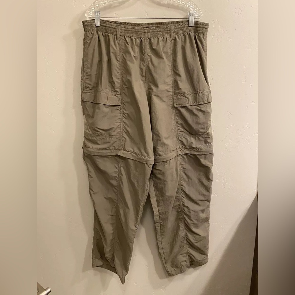 Columbia Men’s  Convertible Cargo Pants Nylon Lined Omni Shade! GREAT CONDITION
